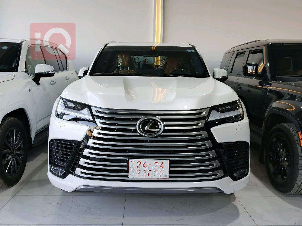 Lexus LX